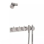 Ensemble de douche Vola 875S-081 avec robinet intégré, pommeau de douche et douchette.