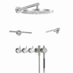 Groupe de douche Vola Combi-17S avec mitigeur thermostatique encastré, pommeaux de douche et douchette.