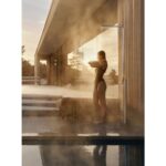 Colonne de mitigeur thermostatique Vola FS3 avec pommeau de douche sur pied - Image 2